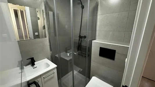 Rooms in Madrid Centro - photo 6