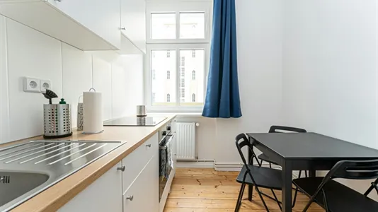 Rooms in Berlin Mitte - photo 8