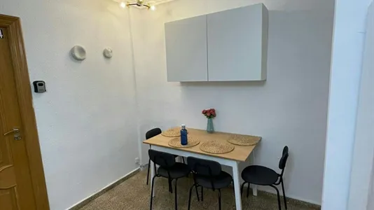 Rooms in Mislata - photo 4