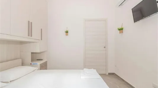 Apartments in Turin - photo 4