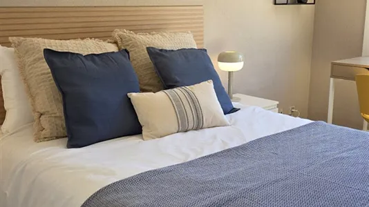 Rooms in Barcelona Eixample - photo 4