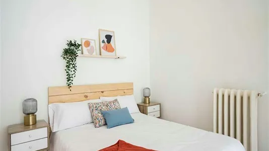 Rooms in Madrid Chamberí - photo 3