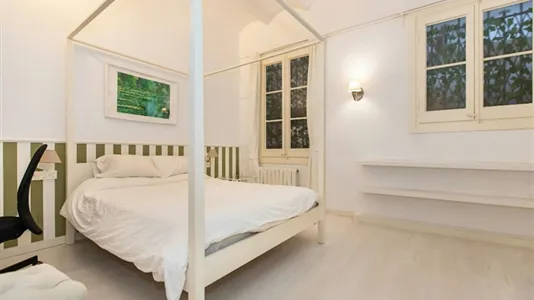 Rooms in Barcelona Ciutat Vella - photo 6