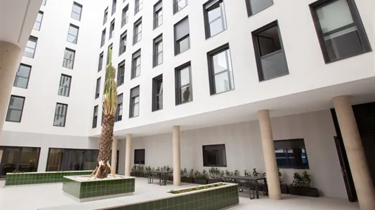 Apartments in Burjassot - photo 10