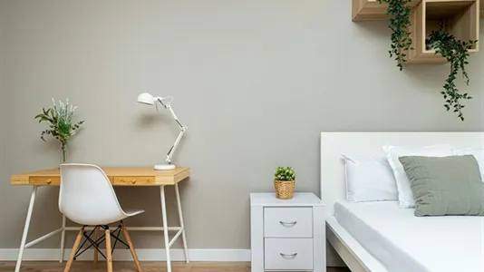 Rooms in Madrid Chamartín - photo 8