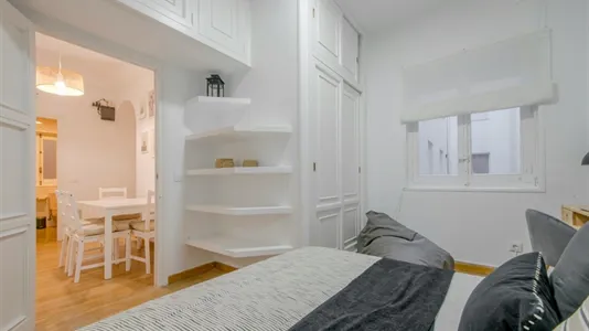 Rooms in Madrid Salamanca - photo 4