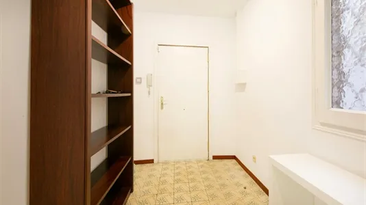 Rooms in Barcelona Eixample - photo 3