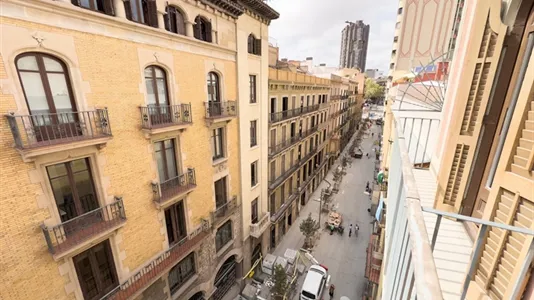 Rooms in Barcelona Ciutat Vella - photo 5