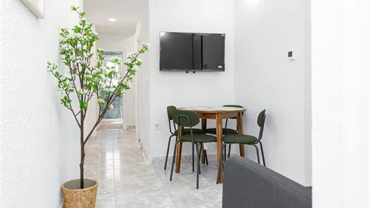 Rooms in Zaragoza - photo 10