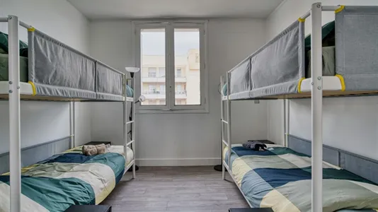 Apartments in Nanterre - photo 6