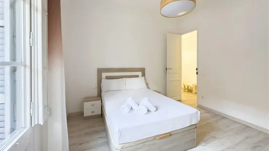 Apartments in Barcelona Eixample - photo 5