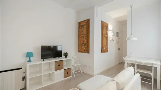 Apartments in Barcelona Sants-Montjuïc - photo 5