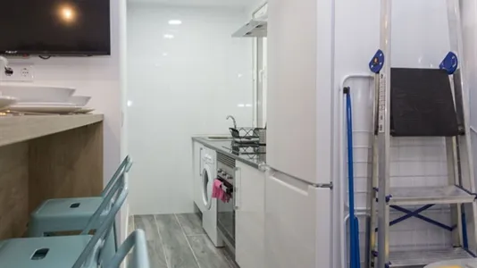 Rooms in Madrid Retiro - photo 8