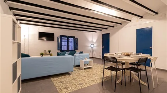 Rooms in Barcelona Ciutat Vella - photo 4