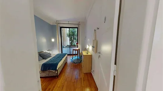 Rooms in Paris 8ème arrondissement - photo 4