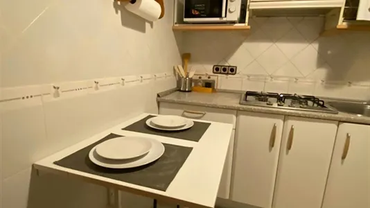 Rooms in Madrid Salamanca - photo 10