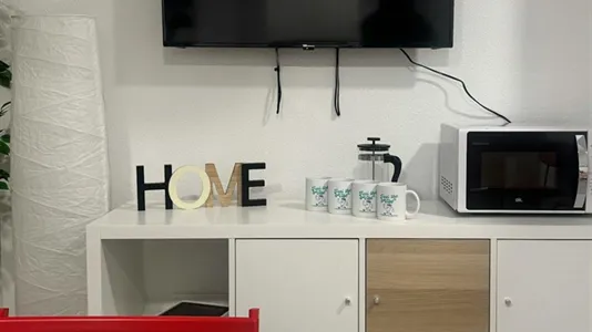 Rooms in Madrid Chamberí - photo 9