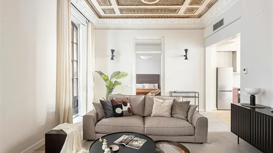 Apartments in Barcelona Ciutat Vella - photo 2