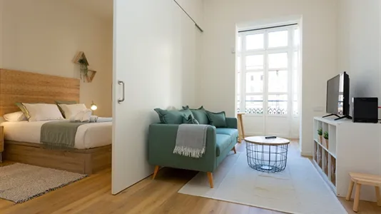 Apartments in Barcelona Eixample - photo 4