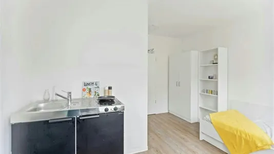 Apartments in Stuttgart Bad Cannstatt - photo 2