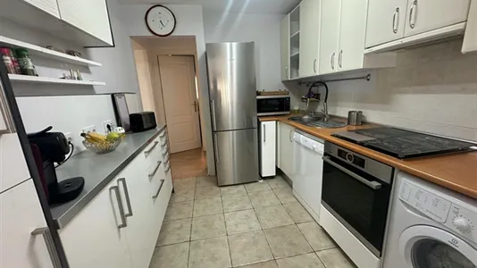 Houses in Chiclana de la Frontera - photo 5