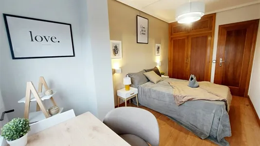 Rooms in Madrid Moncloa-Aravaca - photo 7