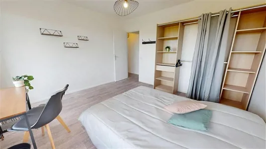 Rooms in Lyon - photo 2