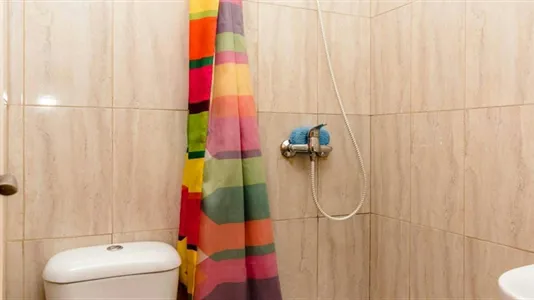 Rooms in Barcelona Ciutat Vella - photo 6