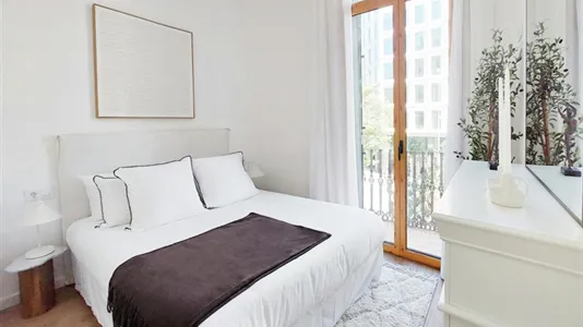 Apartments in Barcelona Eixample - photo 7