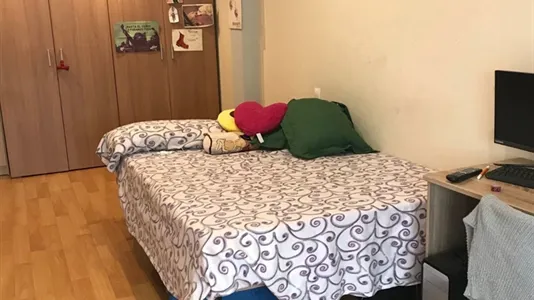 Rooms in Madrid Centro - photo 6