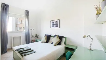 Room for rent in Milano Zona 7 - Baggio, De Angeli, San Siro, Milan