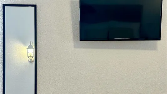 Rooms in Madrid Salamanca - photo 6