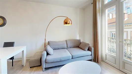 Rooms in Saint-Étienne - photo 10