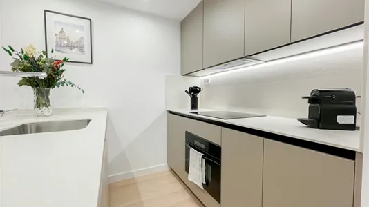 Apartments in Madrid Retiro - photo 5