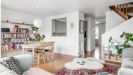 Houses in Sollentuna - photo 2