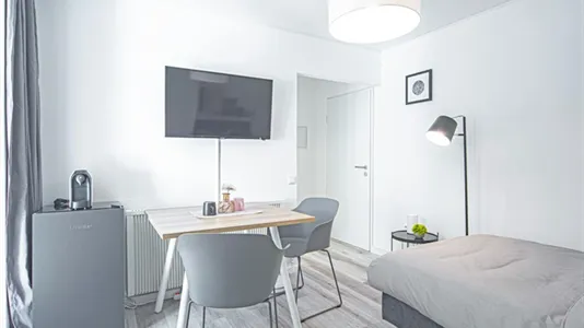 Apartments in Dusseldorf - photo 4