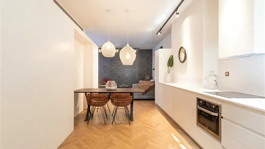 Apartments in Barcelona Eixample - photo 2