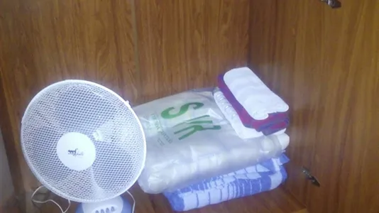 Rooms in Murcia - photo 9