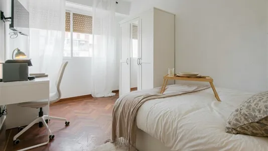 Rooms in Madrid Chamartín - photo 2