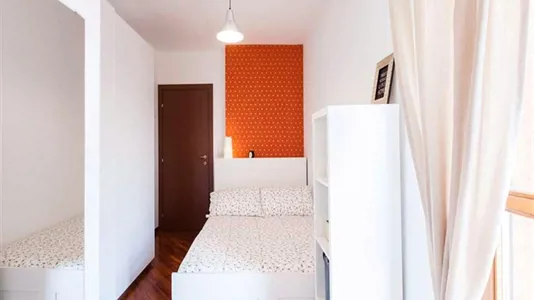 Rooms in Milano Zona 9 - Porta Garibaldi, Niguarda - photo 1