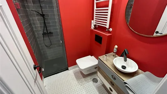 Rooms in Madrid Centro - photo 9