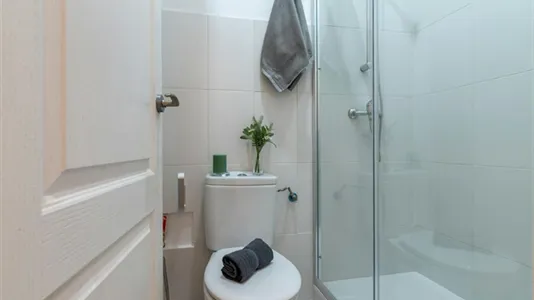 Rooms in Madrid Chamberí - photo 7