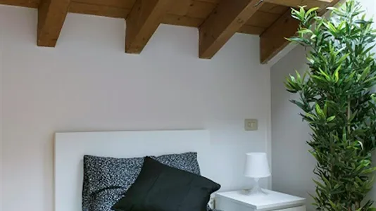 Rooms in Milano Zona 5 - Vigentino, Chiaravalle, Gratosoglio - photo 5