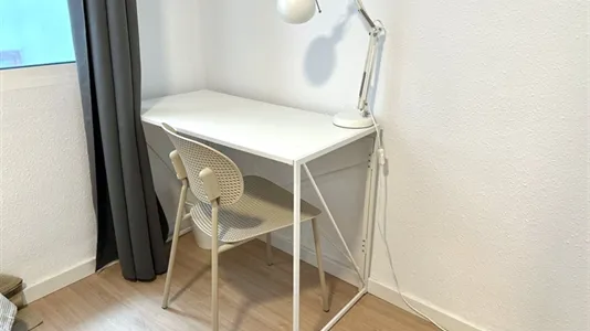 Rooms in el Camí de Vera - photo 5