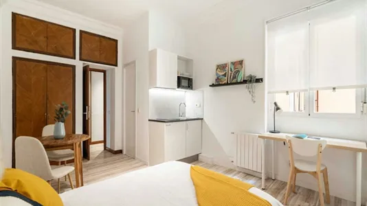 Rooms in Madrid Chamberí - photo 5