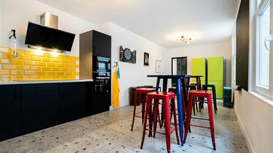 Rooms in Charleroi - photo 6