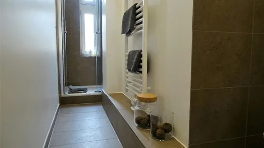 Apartments in Location is not specified - photo 9