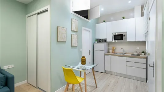 Apartments in Madrid Chamberí - photo 5