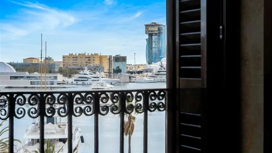 Rooms in Barcelona Ciutat Vella - photo 6