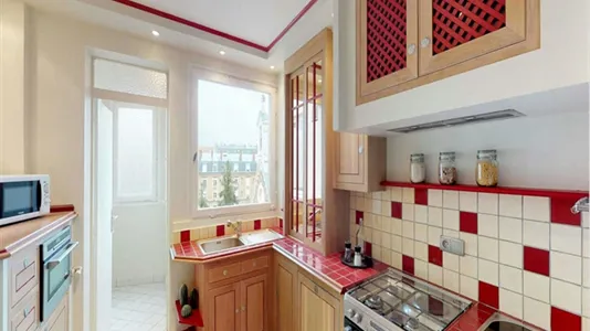 Rooms in Paris 16ème arrondissement (South) - photo 6